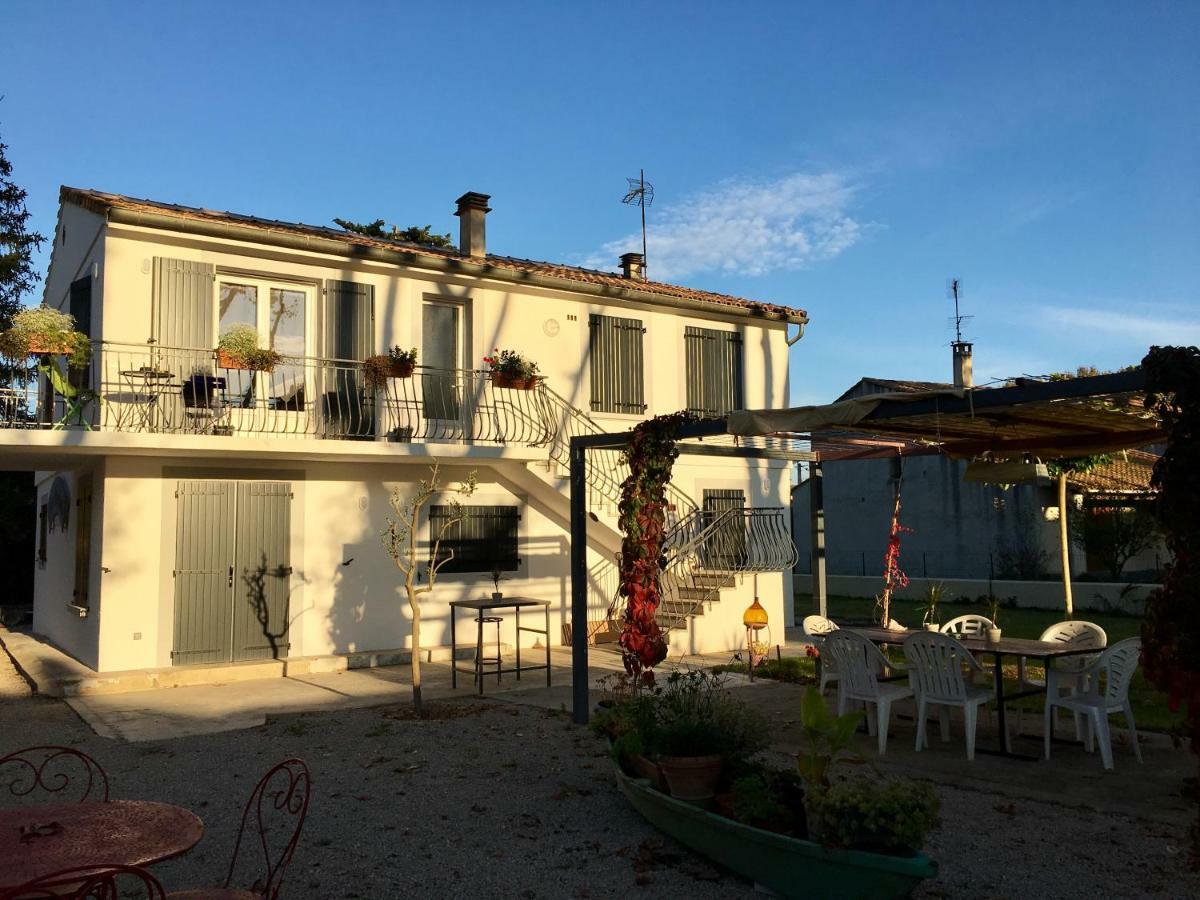 Chez Marinette Appartement Le Cailar Buitenkant foto